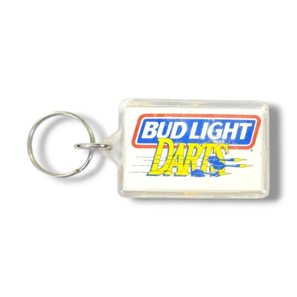 Vintage BUD LIGHT DARTS Keychain Key Ring Chain Style‎ Hangtag Fob
